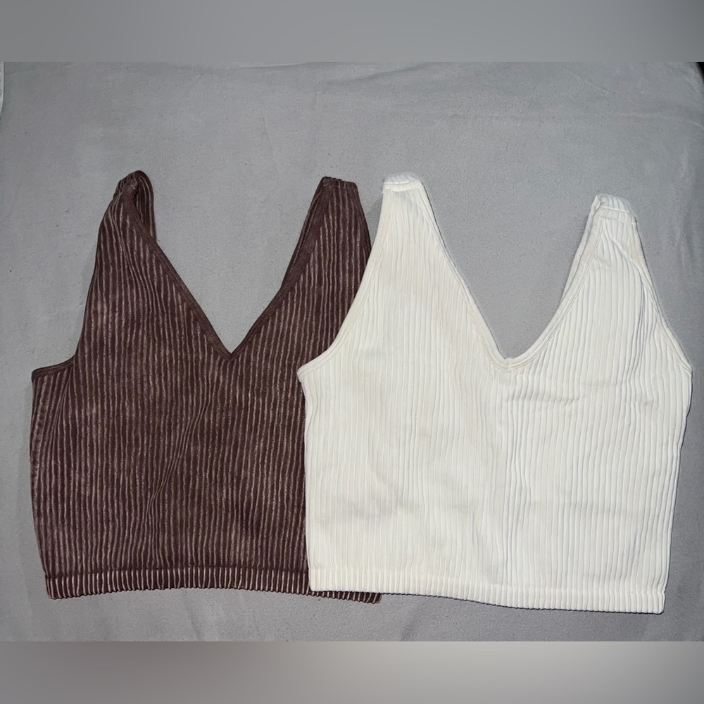 90 Degrees by Flex 2 sports bras size small